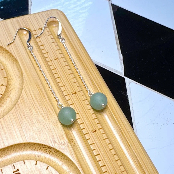 Aventurine balanced dangle drop spheres very long statement earrings silver - Picture 2 of 5